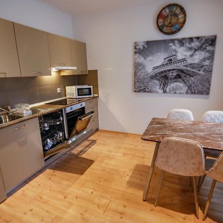 Turis Ferienwohnung 65-1 Triberg im Schwarzwald Bagian luar foto